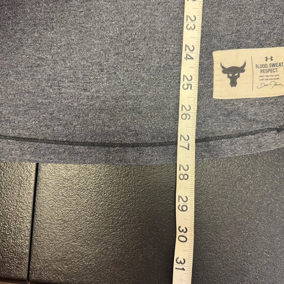 Under C Armour Mens Project Rock Henley Shirt Loose Fit HeatGear Gray Size Large - Picture 4 of 10